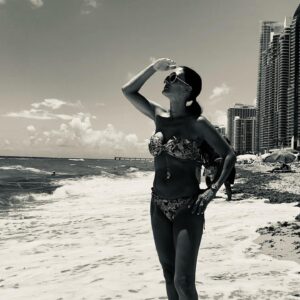 Ana La Salvia Instagram - I love Miami!! 😍