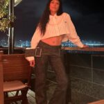 Ana Moura Instagram - Ahí va ella Ahí va ella, ella sabe lo que quiere, ta soñando todo el dia y después todo sucede ❤️‍🔥 ☀️❤️‍🔥