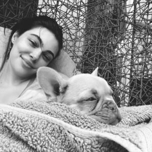 Anabelle Acosta Instagram - Two Pisces girls & a lovely lazy Sunday 💞