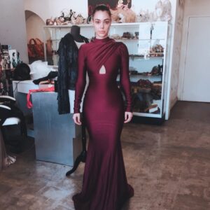 Anabelle Acosta Instagram - Red carpet fitting memoirs with @lanimalco 👗