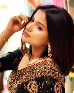 Anannya Biswas Instagram - 🖤🖤🖤 

#anannyabiswas #instagram #instagood