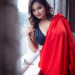 Anannya Biswas Instagram - 🖤 Classics ♥️ . @abhisengupta_official @riyasengupta95 @mohima_1998 @soujit87 . #anannyabiswas #instapic #photography #instagram