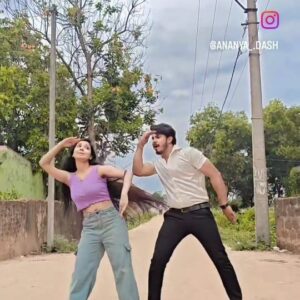 Ananya Dash Instagram - Fashion wali👯