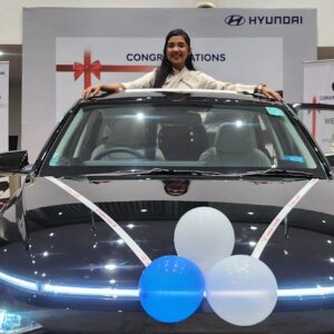 Ananya Dash Instagram - Happy New Year🧿❤️
New Member Added😘🥳
#hyundai_verna✌️🤞💙
#blessed 🙏