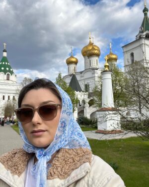 Anastasia Baranova Instagram - Part Three: Old Russia 🇷🇺 On the Volga with Mama ❤️