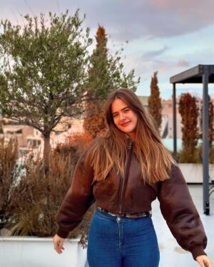Anastasia Tsilimpiou Instagram - it’s too cold to be pretty 😫👀