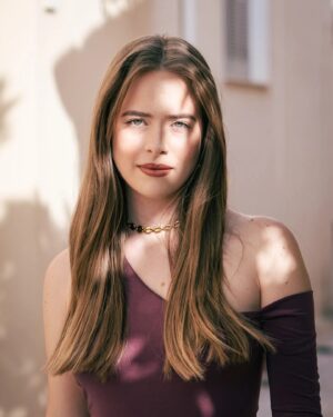 Anastasia Tsilimpiou Instagram - Ακολουθεί σεντόνι:

Το μακρινό 2005 περίπου, έτυχε να είμαστε μαζί με την @anastasia_tsilimpiou σε μια φωτογράφιση για παιδικά ρούχα (2η φωτο), προφανώς χωρίς να ξέρουμε ο ένας τον άλλον και χωρίς να κρατήσουμε επαφή αργότερα. Μετά από πολλά χρόνια, το 2018, έδειχνα σε φίλους μου φωτογραφίες από τα ένδοξα χρόνια μου στη show biz και αναγνώρισαν την Αναστασία. Ε και ανέβασα ένα στορι (3η φωτο) στο οποίο μου απάντησε, μιλήσαμε και της είπα ότι ο χώρος της show biz είναι δύσκολος και ότι δεν πειράζει που δεν το ακολούθησε. Προχτές, περίπου 6 χρόνια αφού μιλήσαμε, καταφέραμε να πάμε και για φωτογράφιση, αυτή τη φορά με εμένα πίσω από την κάμερα.