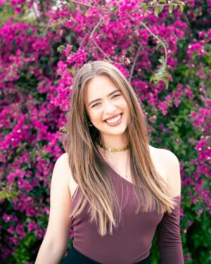 Anastasia Tsilimpiou Instagram - Ακολουθεί σεντόνι:

Το μακρινό 2005 περίπου, έτυχε να είμαστε μαζί με την @anastasia_tsilimpiou σε μια φωτογράφιση για παιδικά ρούχα (2η φωτο), προφανώς χωρίς να ξέρουμε ο ένας τον άλλον και χωρίς να κρατήσουμε επαφή αργότερα. Μετά από πολλά χρόνια, το 2018, έδειχνα σε φίλους μου φωτογραφίες από τα ένδοξα χρόνια μου στη show biz και αναγνώρισαν την Αναστασία. Ε και ανέβασα ένα στορι (3η φωτο) στο οποίο μου απάντησε, μιλήσαμε και της είπα ότι ο χώρος της show biz είναι δύσκολος και ότι δεν πειράζει που δεν το ακολούθησε. Προχτές, περίπου 6 χρόνια αφού μιλήσαμε, καταφέραμε να πάμε και για φωτογράφιση, αυτή τη φορά με εμένα πίσω από την κάμερα.