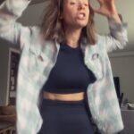 Anastasiia Korotka Instagram - Сил моих нет больше! Ща банан доем и пойду догонять малолетних миллионеров)))