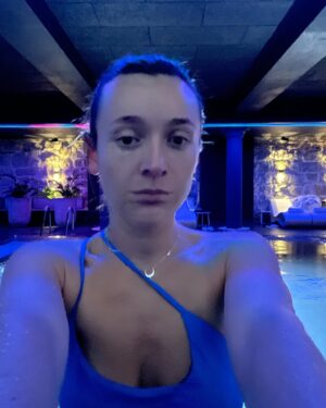 Anastasiia Korotka Instagram - Воистину, женщина многогранна)))