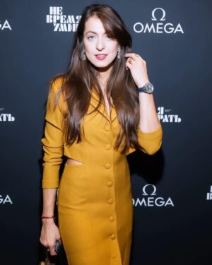 Anastasiya Meskova Instagram - Делюсь фотографиями с очень красивого вечера бренда OMEGA 
посвящённый специальному показу фильма «Не время умирать» и легендарным часам Джеймса Бонда!
 
Красивые люди! Добрые друзья и новые приятные знакомства. Изысканный ужин с прекрасным музыкальным сопровождением…
Мне очень полюбились синие хронометры (на последнем видео подробнее)
@omega 
Вечер #bondwatch 

 Спасибо за приглашение  @d2marketingsolutions и в отдельности @dmitrydudinskiy