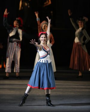 Anastasiya Meskova Instagram - Вчера, @bolshoi_theatre попрощался с замечательным спектаклем «Пламя Парижа»
15 лет назад мне посчастливилось быть одной из первых исполнительниц. Особая благодарность моему партнеру @vladislavlantratov , который меня тогда очень поддержал и придал сил и уверенности!
Классно мы тогда зажгли!
Большая благодарность постановщикам за доверие и эту возможность. Этот балет мы танцевали на пределах человеческих возможностей! Непростой первый акт, а уж последующие  безумные «баски», штурм и быстрое переодевание в пуанты и виртуозное классическое па-де-де в конце…. Помню как на премьере неподдельно текли слезы в финале… И как совершенно невозможно было уснуть после.
Всегда чувствовалась невероятная продержка артистов 🫶🏻
Спасибо всем, кто был рядом!
Всем партнерам и коллегам ❤️Этот непростой но очень  увлекательный период,
навсегда в моём сердце!

Фотографии Дамира Юсупова

#boishoitheatre #flameofparis #balet #anastasiameskova #bolshoiballet #большойтеатр #большойбалет