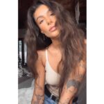 Andi Tóth Instagram - 🙎🏽‍♀️