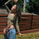 Andi Tóth Instagram - 🌤️🪶👒🌾🐄