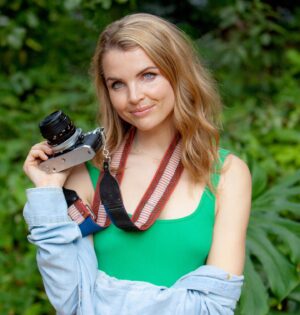 Andrea Boehlke Instagram - January: stayed off of IG for a full month (highly recommend, 10/10 experience), did some monkeying around in Florida, went to the Everglades for the first time and decided I like alligators. I took the last three photos, that baby gator is a lottttttt 😩 
📸 @troyzan