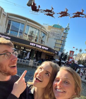 Andrea Boehlke Instagram - 🎶we’re the three best friends that anyone could have 🎶🙃