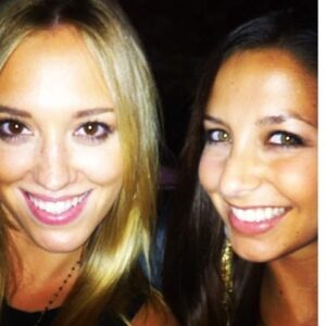 Andrea Bowen Instagram - It’s this lil bean’s birthday today! @adrianaleonard, you make the journey so much sweeter. ⁣
⁣
⁣
⁣
Happiest of birthdays to the sweetiest of peoples! Bombard her with love. <3 <3 <3