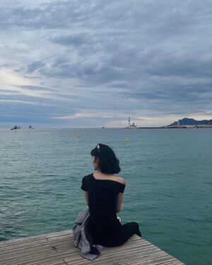 Andrea Kevichusa Instagram - Une fille à Cannes.🌷
