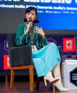 Andrea Kevichusa Instagram - Elated to have had been a part of the panel discussion at Young Leaders Connect, 2022 by @northeastleadersconnect. 
Also, extremely grateful and honoured to have been presented the NE Young Heroes award by Sir @pemakhandu_bjp Hon’ble CM of Arunachal Pradesh, and Sir @karmaspaljor Editor-in-Chief @east.mojo. 

-
Wearing @lovebirds.studio styled by @edwardlalrempuia.