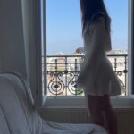 Andrea Londo Instagram - an afternoon in Paris :’)
