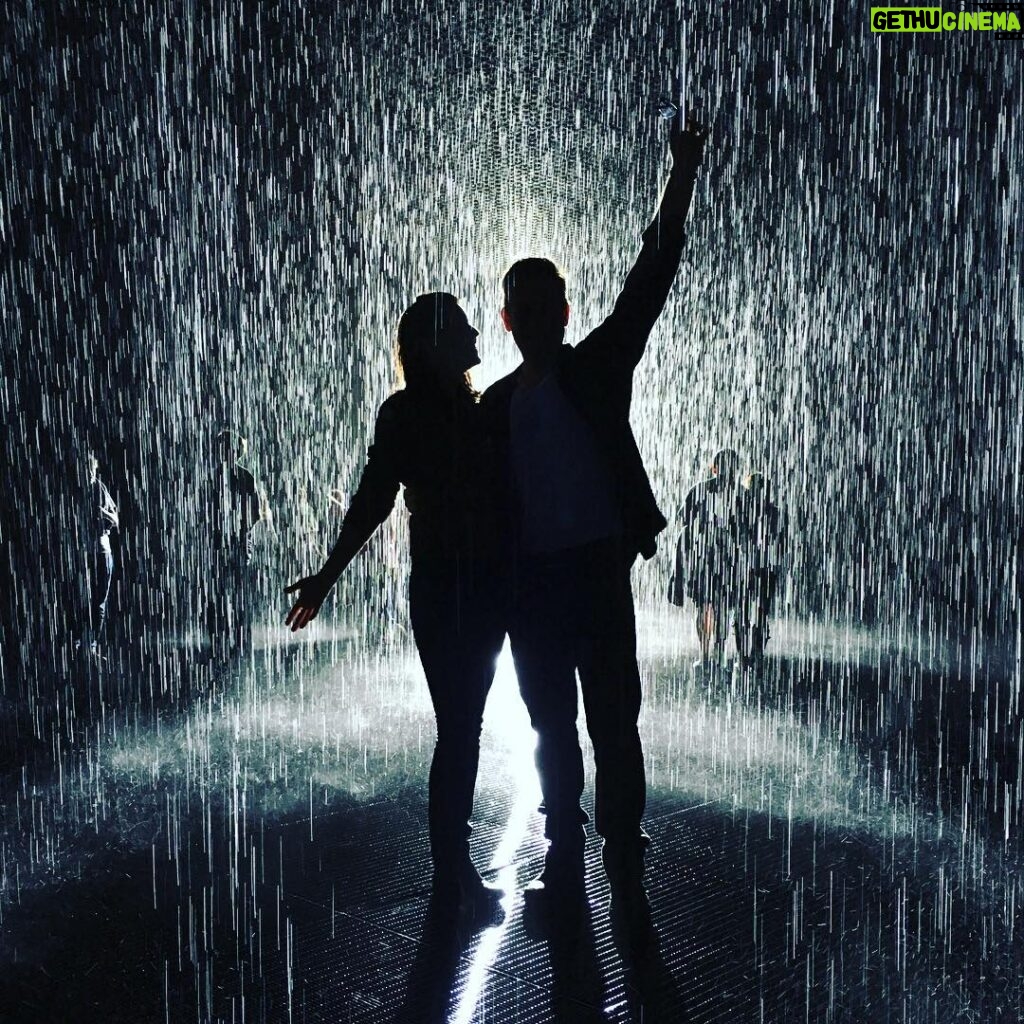 Andrea Parker Instagram - Moved and inspired by the wonder of art and technology colliding in the #RainRoom at #LACMA with my man @empirepix 💞