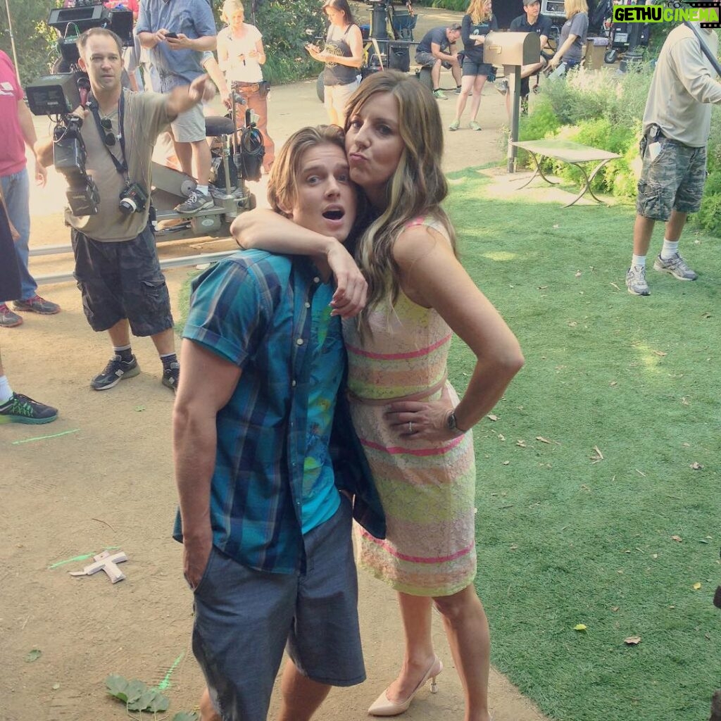 Andrea Parker Instagram - #ThrowbackThursday to happier days in #Rosewood with the fantastic #DrewVanAcker #tbt #PLL #MrsD #Jason #DiLaurentisFam