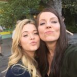 Andrea Parker Instagram – Love and kisses from me and my girl #happypllday #Ali #MaryDrake #bts