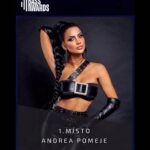 Andrea Pomeje Instagram - ...vyhlášení fanouškovské ankety BASS AWARDS 2024 proběhlo už před 14 dny a já jsem v tu dobu neměla sílu vám všem co mě máte rádi ani poděkovat.. 👇🏻 …předtím než to udělám chci s vámi sdílet pocit, který ve mě od nového roku převládá... 🧏🏻‍♀️ Nevím jestli je to mým procesem intenzivních terapií v kombinaci s ceremonií Kambo, nebo pochopitelného dozvuku globálního stresu společnosti, ale přijde mi, že se lidé čím dál tím víc nedokážou přetvařovat.. masky jsou sejmuty - opona spadla... 🎭 nebo mě praskly celoživotní růžové brýle - nevim - jak se znám, tak si je po této odžité etapě opět slepím a budu přes ně koukat dál, protože život s nimi je prostě příjemnější... ☀️ ..každopádně teď to vubec není easy - vidím spousty nepokory a sebestřednosti u tech, kterým jsem otevrela srdce! 💔 Přemýšlím co mi to má ukázat a jediné logické je už takové lidi v živote nemít! ⚠️ A pak, když jste nejvíc zklamaní a pochybujete o všem vám pipne zprava z radia - gratuluju k 1. mistu! 🥇🫣 Nedokážu zavrit srdce! 🔓 Uz jenom kvuli vam.. hudba je u me nejvyssi frekvence propojení bez dotyku.. ✨ Dal budu ze sveho zivota davat pryc lidi, kteří se mnou nemají dobre umysly - o to víc místa zbyde pro vás co se byť na chvili na sebe naladime, když budu hrat! 🥰 DEKUJU!!!! 🤍