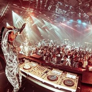 Andrea Pomeje Instagram - BANGKOK 🇹🇭 @spaceplus_bangkok 

#ASIATOUR2024