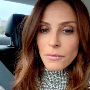 Andrea Savage Instagram - Okay, I know I have been under a rock, but what a sparkling shirt to emerge in!! Had sooo much fun getting fancy and throwing my eyes on my delightful friend #LizzyCaplan on her new 🔥🔥 show @fatalattraction on @paramountplus Love seeing my friends crush it!!! 😭😭 And as always, thank u to the people that make me presentable to leave my house!! @taraswennen for this @dolcegabbana glory & @stuartweitzman 👠 And @dickycollins for my 💇🏻‍♀️ & @yasukoshapiro for gorge 💄💄 #chachacha