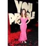 Andrea Savage Instagram - Guys, get ready to laugh ur balls off. #YouPeople is coming to @netflix on Jan 27th!! Truly haven’t laughed that hard in so long. Felt so good!! I am only in it for a quick cameo, but this cast is insane!! (Especially @officialjld who gives another master class on crushing it!! 😍) Thank u @kenyabarris for asking me to pop in there! And thank u to @taraswennen @juliannekaye @dickycollins for making me look worthy of the night! And thank you to the strangers in the bathroom who helped me back into my dress after I realized that to pee I had to completely remove my gown. 🤣🤣🙏🏼🙏🏼 @marchesafashion 👗#pollicelee @francescosaccoofficial 👠@simandroz 💎