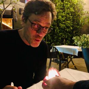 Andrea Savage Instagram - 🎵Reunited and it feels so good. 🎵 (assume that is accompanied with a lot of hip movement and unbroken eye contact) Look who I got to take out for a VERY belated birthday. This handsome guy. And before you ask: 1: No, sadly, this doesn’t mean season 3 is happening. I have no explanation. 2. Yes, I am aware these pics don’t  look like me. I also have no explanation. 3. Yes, my body was made to move. #vaxxedlife #imsorrytv #reunion @tomeverettscott