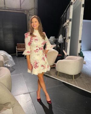Andrea Savage Instagram - I can’t tell you yet what is happening in the second pic, but if it doesn’t get cut from the show it will def be a first for any talk show. You can imagine!!🤣😳 I had soooo much fun doing the news and talking @tulsaking (premiering this Sunday Nov 13th only on @paramountplus !!) on The Drew Barrymore Show with @drewbarrymore and @helloross I love a happy show ❤️❤️ (And this @zimmermann dress 😍😍) Catch it it today November 10th at 9:30AM ET/9:00AM PT on @cbstv !! @thedrewbarrymoreshow  #tulsaking  Styling: @taraswennen  Makeup: @rebeccarestrepo  Hair: @matthewmonzon  Dress: @zimmermann  Shoes: @louboutinworld