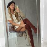 Andrea Verešová Instagram - A je tu APRÍL 🤔 😅Počasie ako na húpačke. Ani vy občas neviete čo si ráno obliecť? Mám pre vás pár tipov na toto obdobie. Väčšinu nájdete na Eshope zn AVER @averfashionofficial 💫A nenechajte si ujsť úžasné jarné zľavy až -40% 👌👆 to sa vyplatí 😉✌️ #modaprezeny #myzatostojime #aver #averfashion