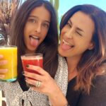 Andreia Dinis Instagram - Celebra-se hoje (e a 23 de Setembro) o dia do filho. Aqui fica um brinde a todos os grandes filhos, que andam por aqui (só para os bons 😅), e para a minha filhota em especial (o presente que Deus me deu) ❤️❤️❤️❤️