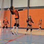 Andreia Dinis Instagram - Domingo....família, desporto, amigos. Hoje todo dedicado ao voley. Mas que bem que soube. E vocês? Sim...na 1a foto pareço um ser celestial e tudo 🤣🤣🤣