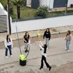 Andreia Dinis Instagram - E assim celebrámos mais um aniversário. Entre amigas, em casa, com jogos, muita animação e palhaçadas típicas de adolescentes. Dá trabalho? Dá. Mas é aproveitar enquanto ainda querem celebrar na nossa presença 😉 #birthdaygirl #party #13 #teenager #girls