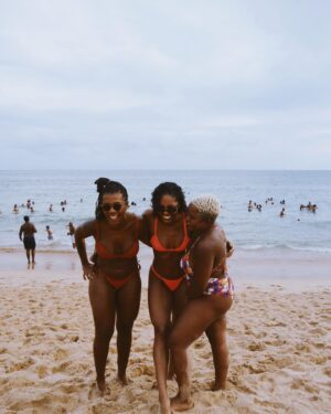 Andressa Alves Instagram - Salvador eu te amo!  Essa viagem foi uma das mais incríveis que fiz… me reconectei com o meu eu, reconectei com  amigos de lá, encontrei outros de cá, conheci pessoas incríveis, conheci o festival universo paralelo & TRINTEI em minha casa e em breve estou de volta!