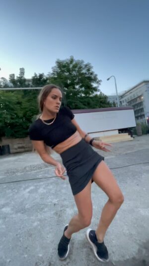 Anet Antošová Instagram - UŽ DNES @radlickakulturnisportovna TĚŠÍM!