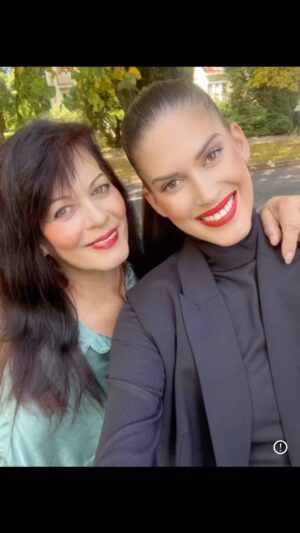 Aneta Vignerová Instagram - Všem Maminkám krásný den ❤️🙏🏻