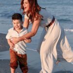 Angélica Celaya Instagram - Just like the ocean embraces the shore I embrace you. My ocean eyes 💛 @angel_alessandro_garcia 📸 @ivanapfelphotography