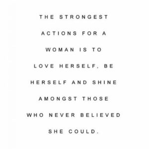 Angélica Celaya Instagram - Si supieras mi camino, no aceptarías tan fácilmente  ponerte en mis zapatos… pero … 
amo mi vida, 
amo mi camino 
y no lo cambiaria por nada del mundo ✨
#diadelamujer 
What is good, don’t come easy. Just ask any woman.