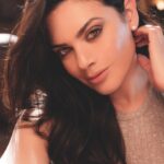 Angélica Celaya Instagram - Let your soul shine ✨ 📸 @esquedachris 💯 💋 @johnymakeup