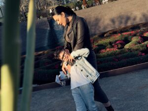 Angélica Celaya Instagram - Si te mostrara mi mundo, te verías en mis ojos.