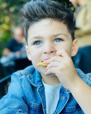 Angélica Celaya Instagram - “Blue-gray eyes they change with the color
Change with the sun, they run with the sight
Change with the wind but they're always bright
Bright eyes blue denim” 💙 @angel_alessandro_garcia