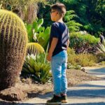Angélica Celaya Instagram - Descubierto el mundo en tu naturaleza 💛 @angel_alessandro_garcia Pidiendo deseos, escuchando el cielo y correteando a varias cachoras 🦎