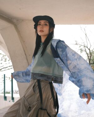 Angel Lam Chin Ting Instagram - Experience ultimate comfort and style with The North Face‘s first-ever capsule with Tokyo Design Collective (TDC).

Infusing with natural flowing lines and one of a kind silhouettes in the designs, I can now effortlessly navigate the city with a light and flowy feeling to “Sail On the Wind” while embracing the summer vibes around the city.

Wherever You Are, Never Stop Exploring. 🌊

@thenorthfacehk
@tnf_urbanexploration_hk 
#TheNorthFaceHK
#NeverStopExploring
#UrbanExplorationTNF
#TokyoDesignCollective
#SailOnTheWind