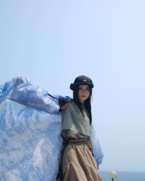 Angel Lam Chin Ting Instagram - Experience ultimate comfort and style with The North Face‘s first-ever capsule with Tokyo Design Collective (TDC).

Infusing with natural flowing lines and one of a kind silhouettes in the designs, I can now effortlessly navigate the city with a light and flowy feeling to “Sail On the Wind” while embracing the summer vibes around the city.

Wherever You Are, Never Stop Exploring. 🌊

@thenorthfacehk
@tnf_urbanexploration_hk 
#TheNorthFaceHK
#NeverStopExploring
#UrbanExplorationTNF
#TokyoDesignCollective
#SailOnTheWind