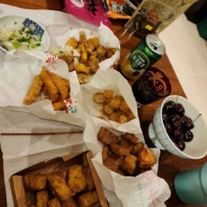 Angel Han Instagram - 很開心，居然有人會來找我跨年🥰
雖然我比較想要自己一個人😜