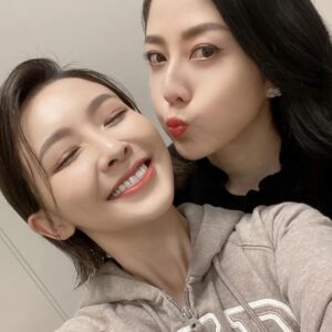 Angel Han Instagram - 😘@cocco__wu ❤️❤️❤️